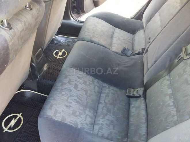 Opel Vectra 1998, 226,000 km - 1.8 l - Bakı