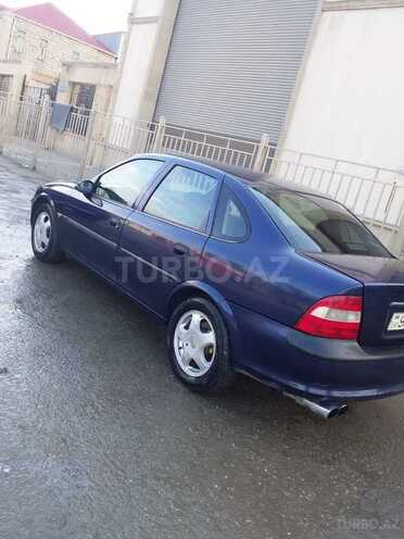 Opel Vectra 1998, 226,000 km - 1.8 l - Bakı