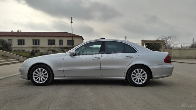 Mercedes E 220 2006, 207,000 km - 2.2 l - Salyan