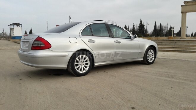Mercedes E 220 2006, 207,000 km - 2.2 l - Salyan