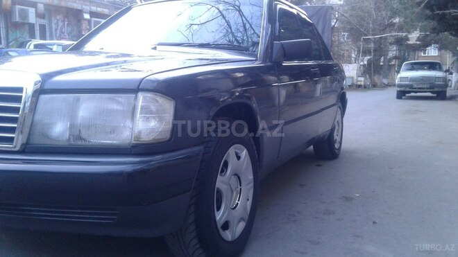 Mercedes 190 1992, 325,425 km - 2.0 l - Bakı