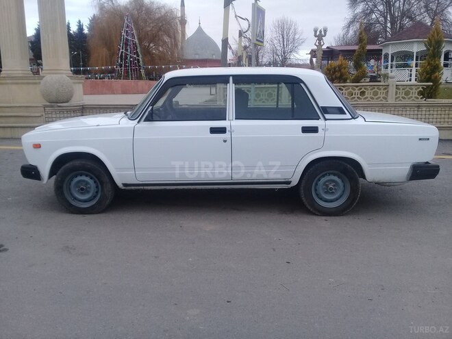 LADA (VAZ) 2107 2003, 520,684 km - 0.2 l - Quba