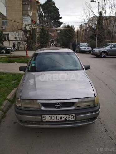 Opel Vectra 1995, 285,000 km - 1.8 l - Bakı