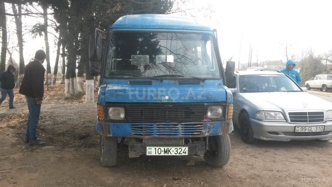 Mercedes 208 D 1990, 365,827 km - 0.2 л - Astara