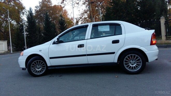 Opel Astra 2000, 303,000 km - 1.6 л - Mingəçevir