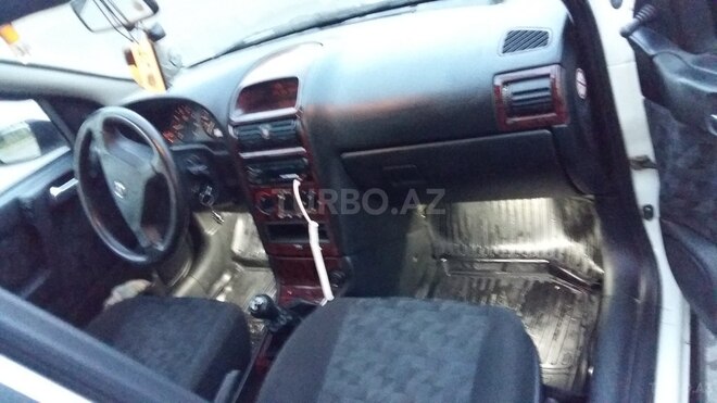 Opel Astra 2000, 303,000 km - 1.6 л - Mingəçevir