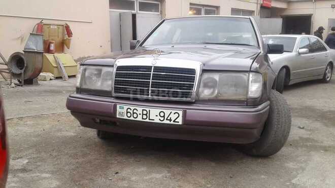 Mercedes E 200 1992, 386,580 km - 2.0 л - Bakı