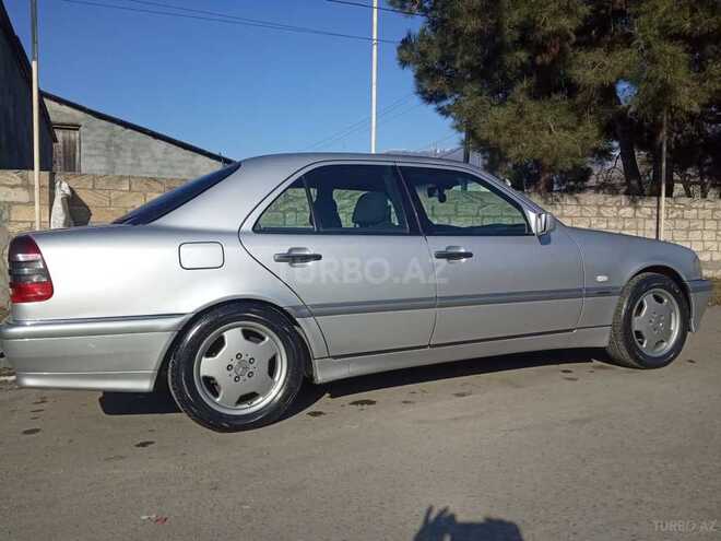 Mercedes C 220 1999, 340,000 km - 2.2 l - Bakı