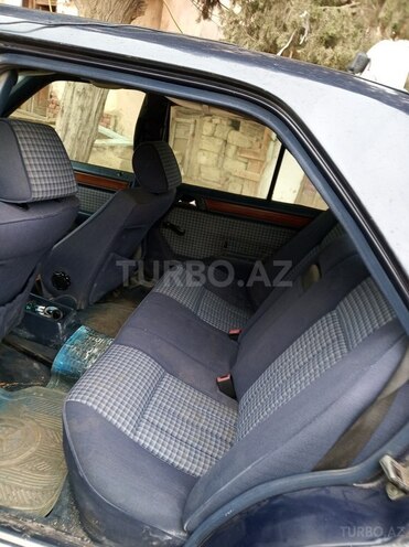 Mercedes E 230 1992, 40,000 km - 0.2 l - Bakı