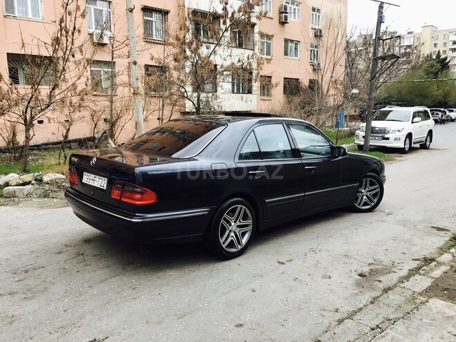 Mercedes E 240 2002, 224,000 km - 2.6 l - Bakı