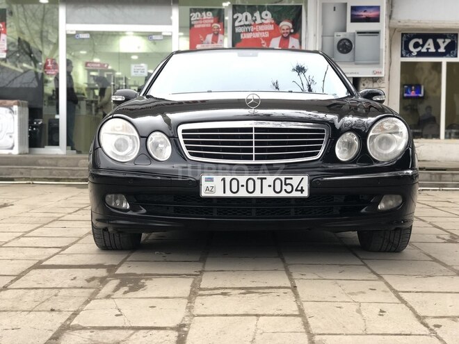 Mercedes E 260 2004, 308,000 km - 2.6 l - Bakı