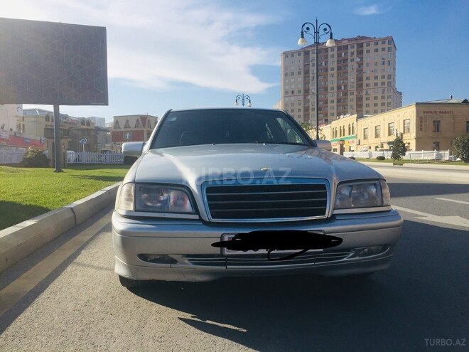 Mercedes C 220 1999, 350,000 km - 2.2 l - Bakı