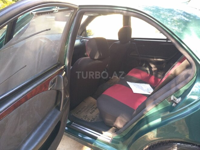 Mercedes E 200 1997, 320,000 km - 2.0 l - Gəncə