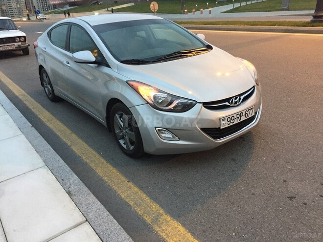 Hyundai Elantra 2011, 135,000 km - 1.8 l - Bakı