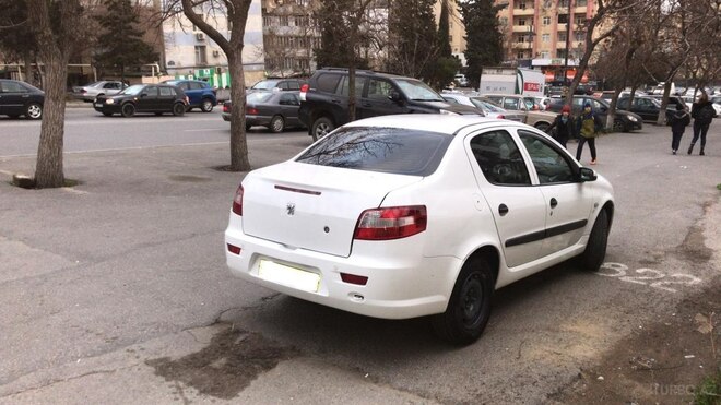 Iran Khodro Runna 2014, 124,000 km - 1.6 л - Bakı