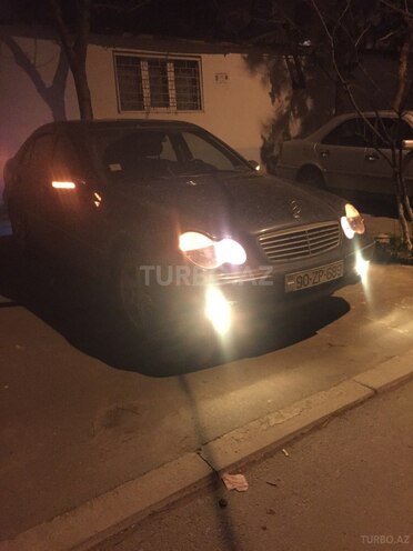 Mercedes C 240 2001, 227,000 km - 2.4 l - Bakı
