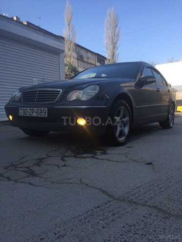 Mercedes C 240 2001, 227,000 km - 2.4 l - Bakı