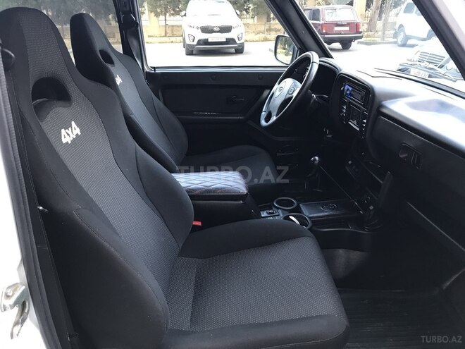 LADA (VAZ) Niva 2015, 39,000 km - 1.7 л - Bakı