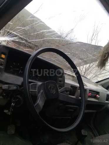 GAZ 3302-744 2002, 50,000 km - 2.3 л - Lerik