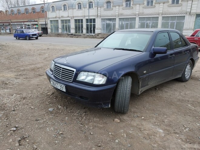 Mercedes C 180 1999, 370,000 km - 1.8 l - Gəncə