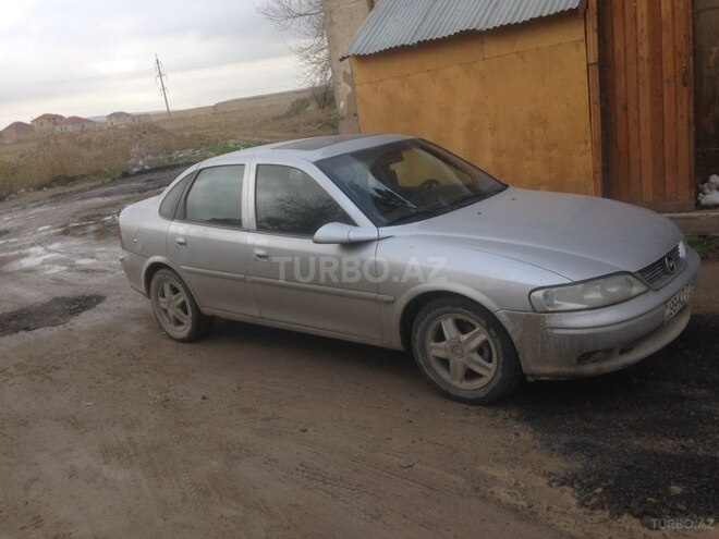 Opel Vectra 1997, 270,000 km - 2.0 l - Bakı