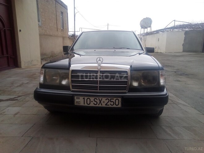 Mercedes E 260 1990, 314,000 km - 2.6 л - Bakı