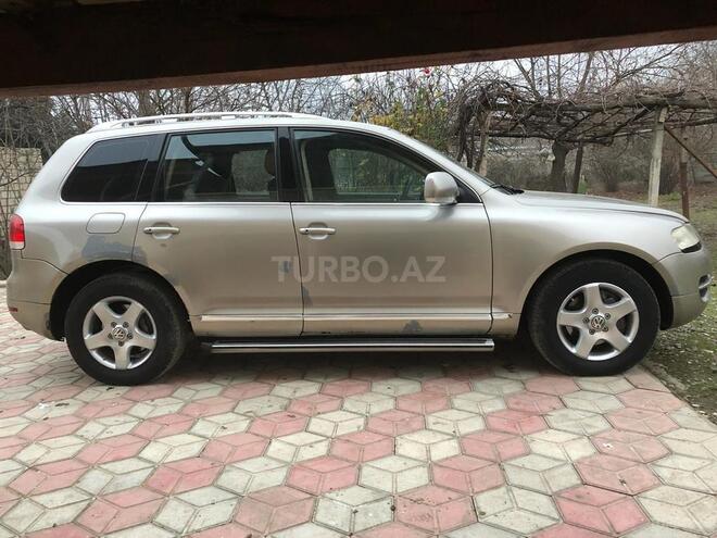 Volkswagen Touareg 2003, 295,000 km - 3.2 л - Ağdam