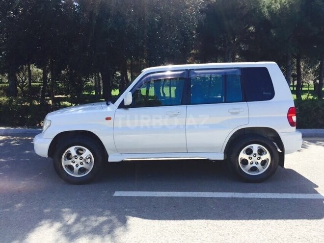 Mitsubishi Pajero io 2000, 180,000 km - 1.8 л - Bakı