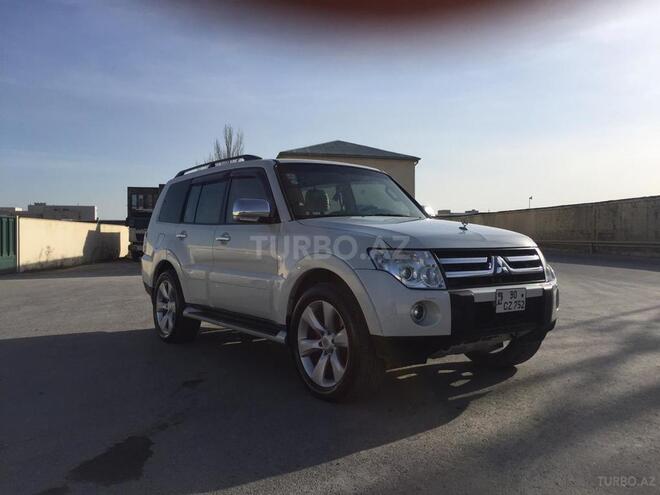 Mitsubishi Pajero 2008, 222,000 km - 3.2 l - Bakı