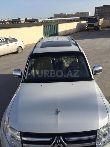 Mitsubishi Pajero 2008, 222,000 km - 3.2 l - Bakı