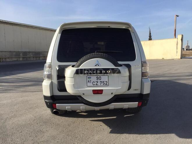 Mitsubishi Pajero 2008, 222,000 km - 3.2 l - Bakı