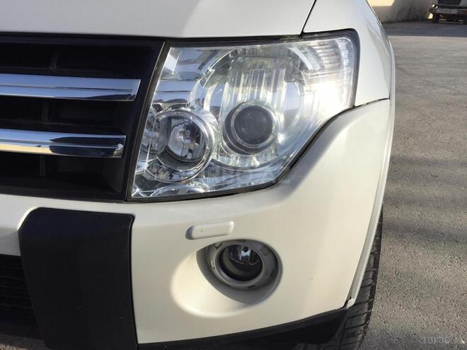 Mitsubishi Pajero 2008, 222,000 km - 3.2 l - Bakı