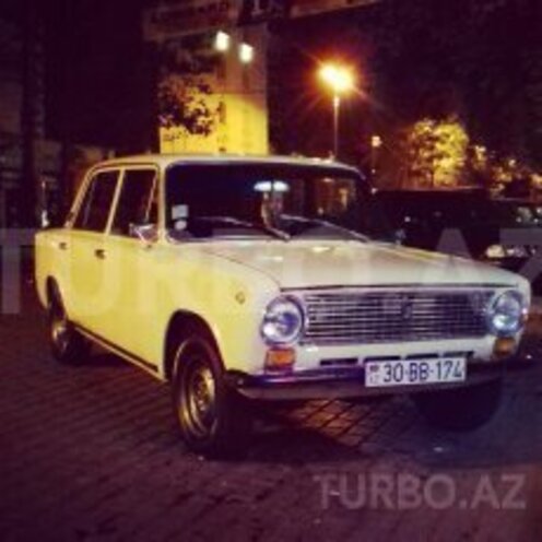 LADA (VAZ) 21011 1978, 300,000 km - 1.3 л - Bakı