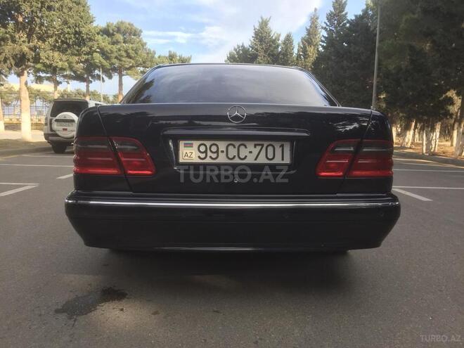 Mercedes E 240 2000, 272,000 km - 2.4 л - Sumqayıt