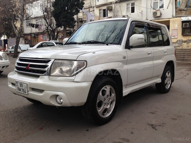Mitsubishi Pajero io 2004, 186,492 km - 2.0 l - Bakı