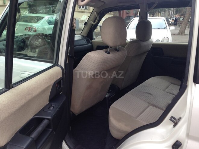 Mitsubishi Pajero io 2004, 186,492 km - 2.0 l - Bakı