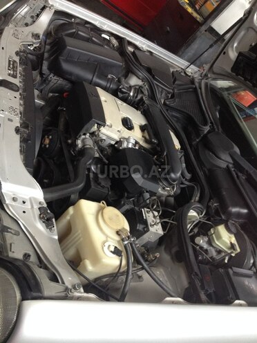 Mercedes E 200 1998, 355,000 km - 2.0 l - Gəncə