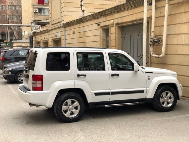 Jeep Cherokee 2011, 144,000 km - 3.7 l - Bakı