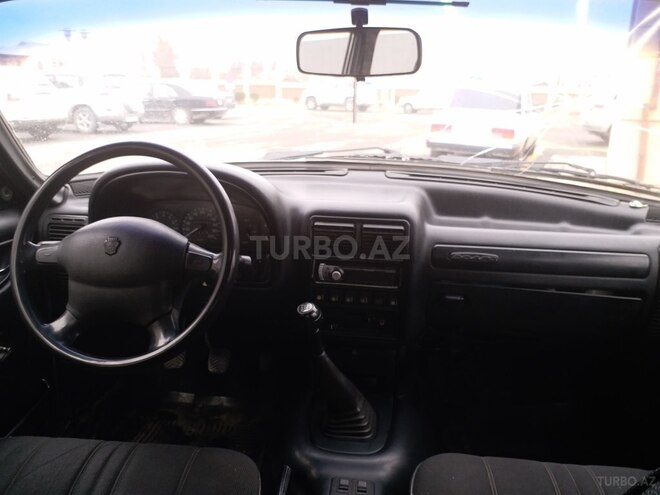 GAZ 3110 2003, 260,000 km - 2.3 l - Gəncə