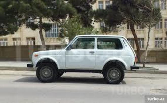 LADA (VAZ) Niva 2013, 38,000 km - 1.7 l - Quba