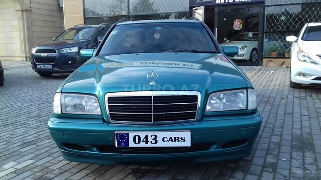 Mercedes C 220 1999, 252,559 km - 2.2 l - Sumqayıt