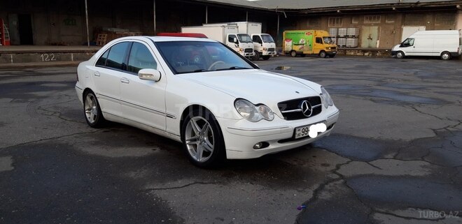 Mercedes C 240 2001, 230,000 km - 2.6 l - Bakı