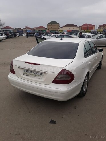 Mercedes E 220 2005, 256,000 km - 2.2 l - Bakı