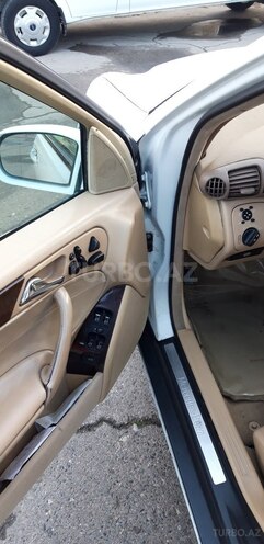 Mercedes C 240 2001, 230,000 km - 2.6 l - Bakı
