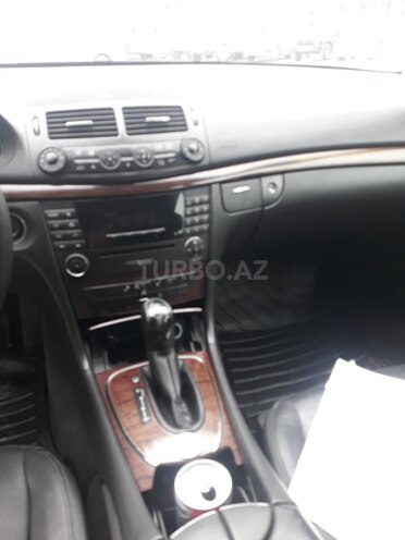 Mercedes E 220 2005, 256,000 km - 2.2 l - Bakı