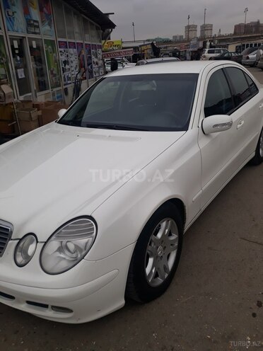 Mercedes E 220 2005, 256,000 km - 2.2 l - Bakı