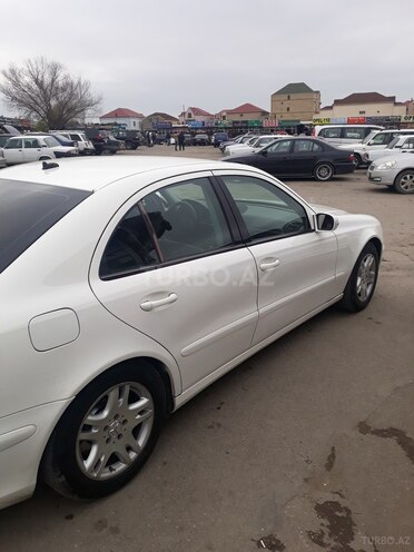 Mercedes E 220 2005, 256,000 km - 2.2 l - Bakı