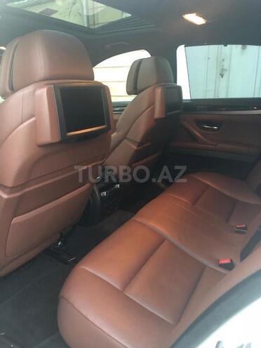 BMW 535 2011, 137,000 km - 3.0 л - Gəncə