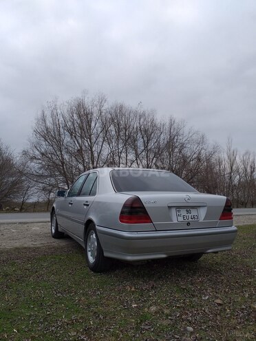 Mercedes C 240 1998, 215,000 km - 2.4 l - Yevlax