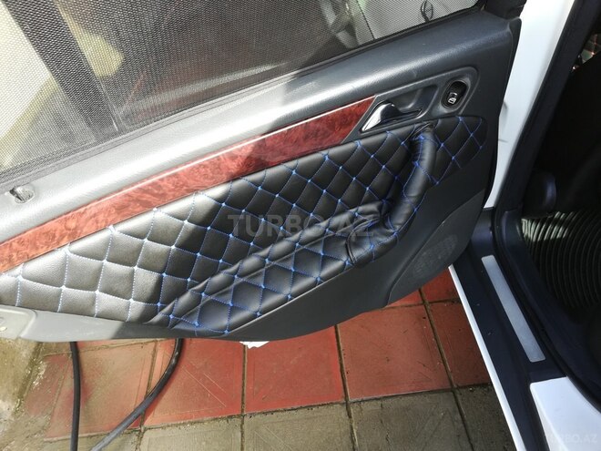 Mercedes C 320 2000, 350,000 km - 3.2 л - Cəlilabad